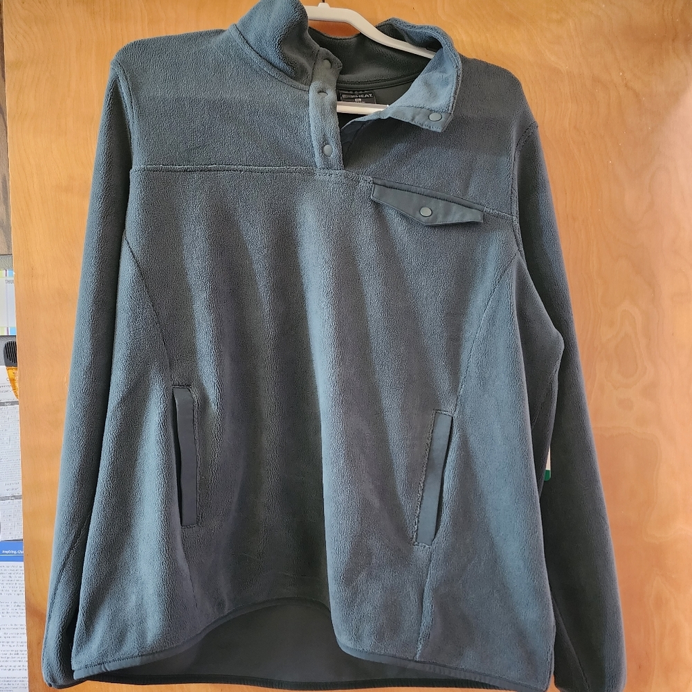 XL Women's 32 Degrees Sweater